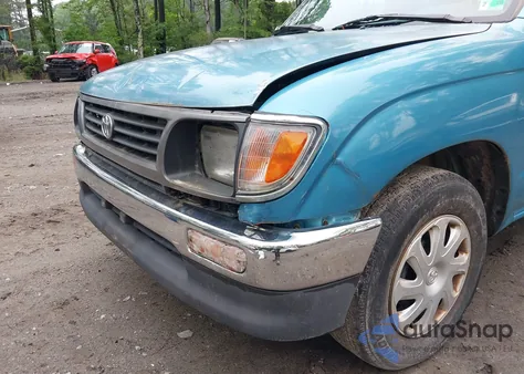 1996 Toyota Tacoma Xtracab из США, поврежденный, VIN 4TAVL52N7TZ110011